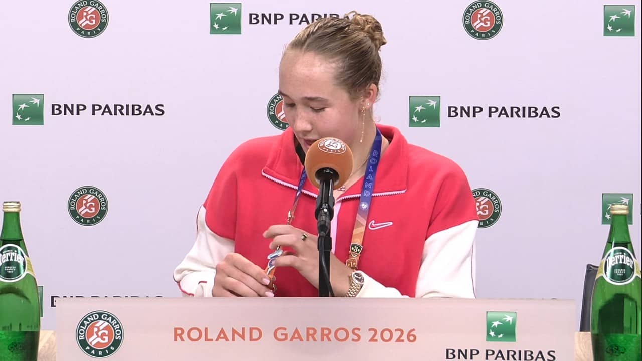 Roland-Garros 2026 - Мирра Андреева о своей забавной коллекции значков в Париже