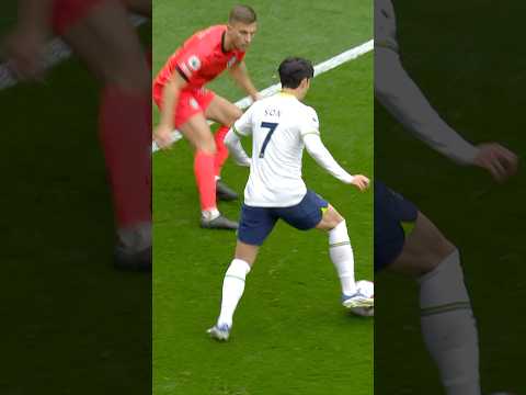 Sonny with a stunner vs Brighton! 💫