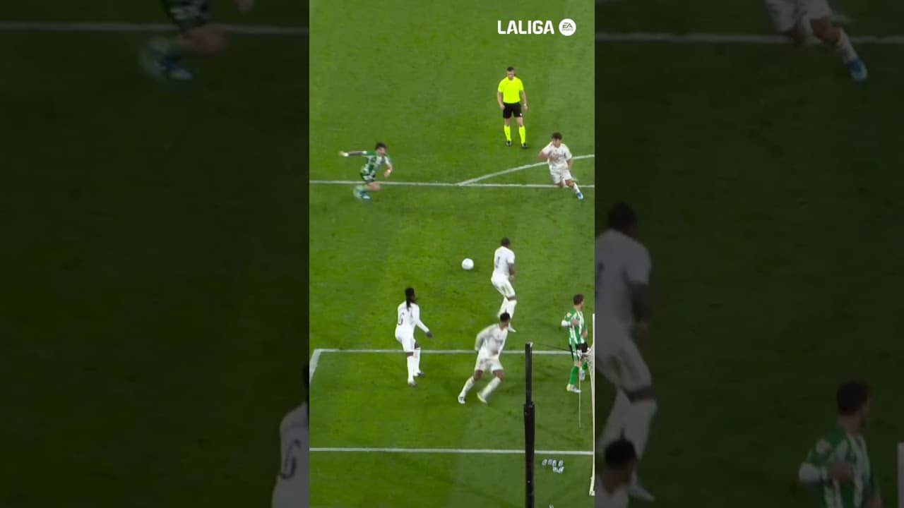 ¡El GOL de Héctor BELLERÍN al REAL MADRID para empatar en el DESCUENTO! 🤯  #laligahighlights