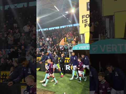 Here come the teams 💪