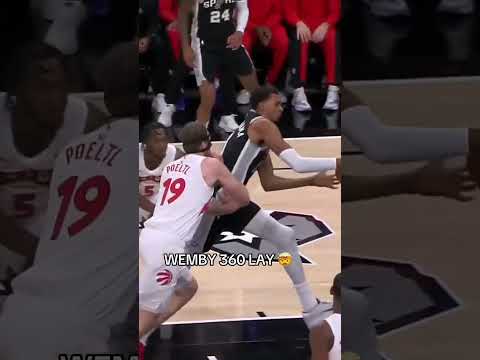 Wemby with the tough layup 🤯