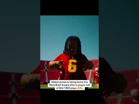 The 2025 Biletnikoff Award winner 🏆 (via uscfb/TT)