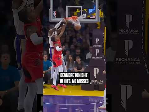 Deandre Ayton COULDN'T MISS (10/10 FGM)