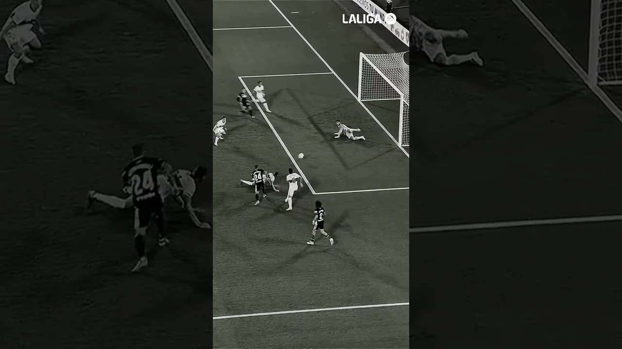 Héctor Bellerín. Wow 🤯😮‍💨