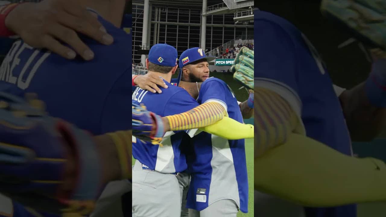 There's nothing else like it.  #worldbaseballclassic #baseball #kcroyals