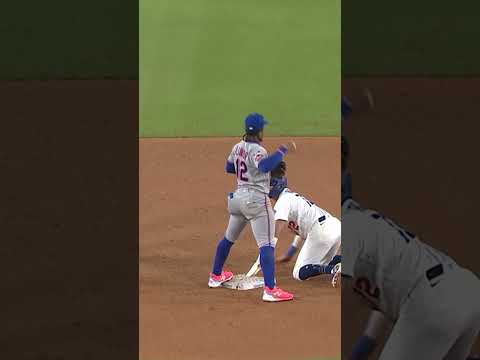Alvy throws out the runner! ๐ฅ