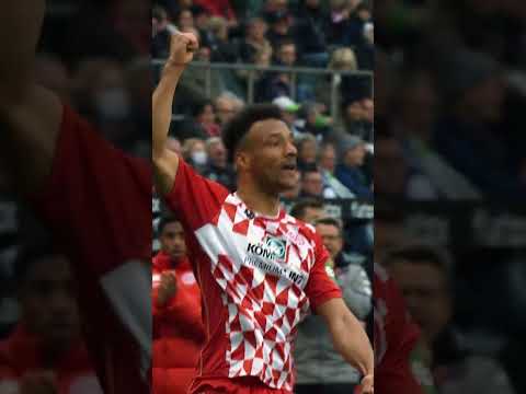 Meine Damen und Herren: KARIM ONISIWO