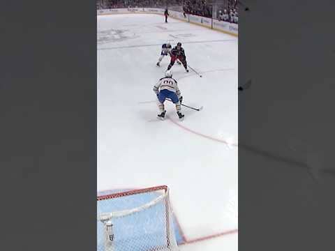 Cole Sillinger Sends One Into the Open Net!! 🔥