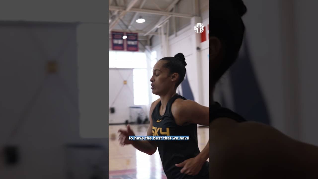 inside day one 🎥 #chicagosky #trainingcamp #shorts