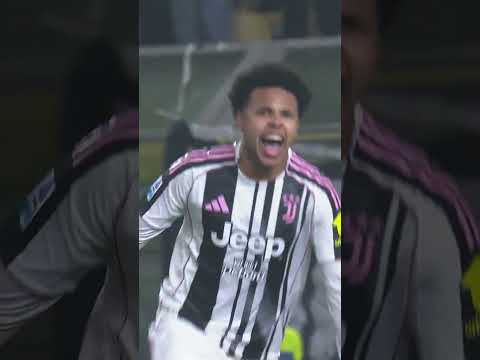 How did he even do THAT? #juventus #football #mckennie
