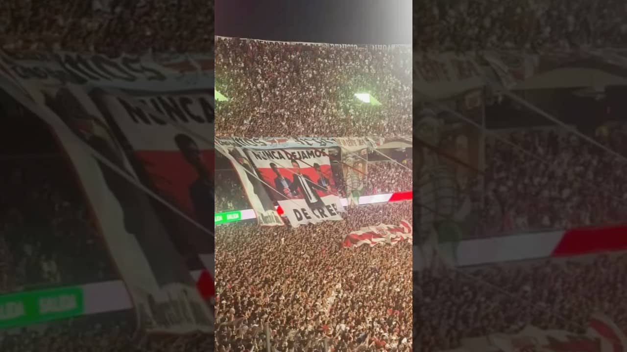 🎶 OLÉ OLÉ OLÉ… OLA OLA OLA 🇵🇱 || @carlitos91218