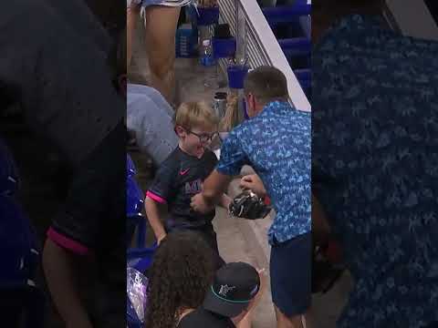 This kid was ecstatic after dad got him a foul ball!