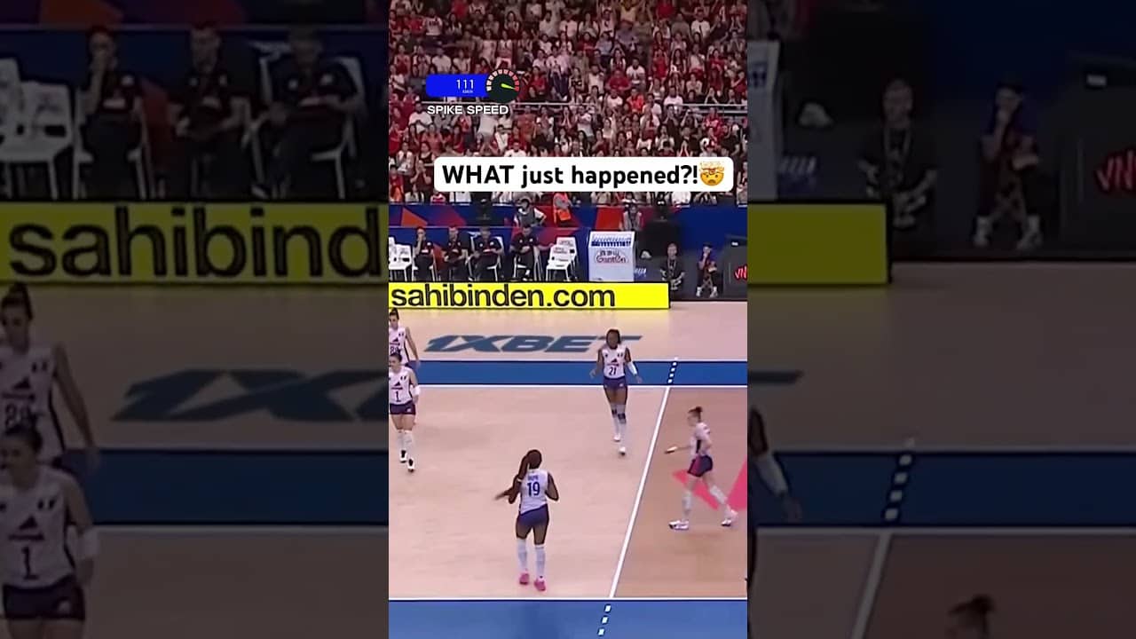 VARGAS demonstrates why she is the BEST SERVER! 😳 #vargas #volleyballworld #vnl2026