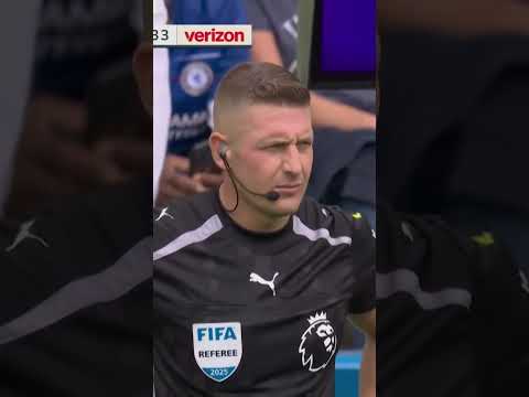 HANDBALL! Chelsea double their lead 💥