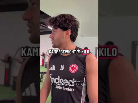 Bicep check von Mo! Dahoud zeigt, was er hat 💪 #shorts