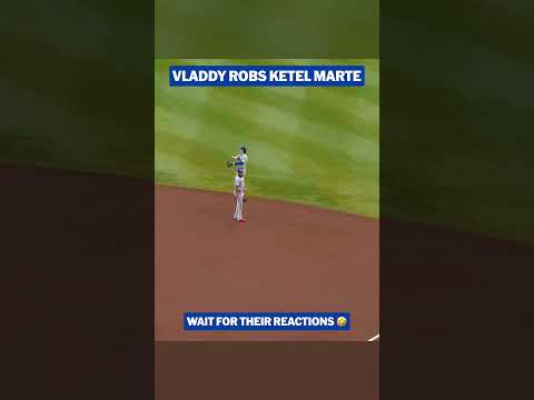 Team Dominican Republic teammates having some fun with each other 🇩🇴