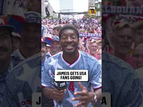 Jameis Winston has the USA fans ready to go in Seattle 🇺🇸#JameisonFOX