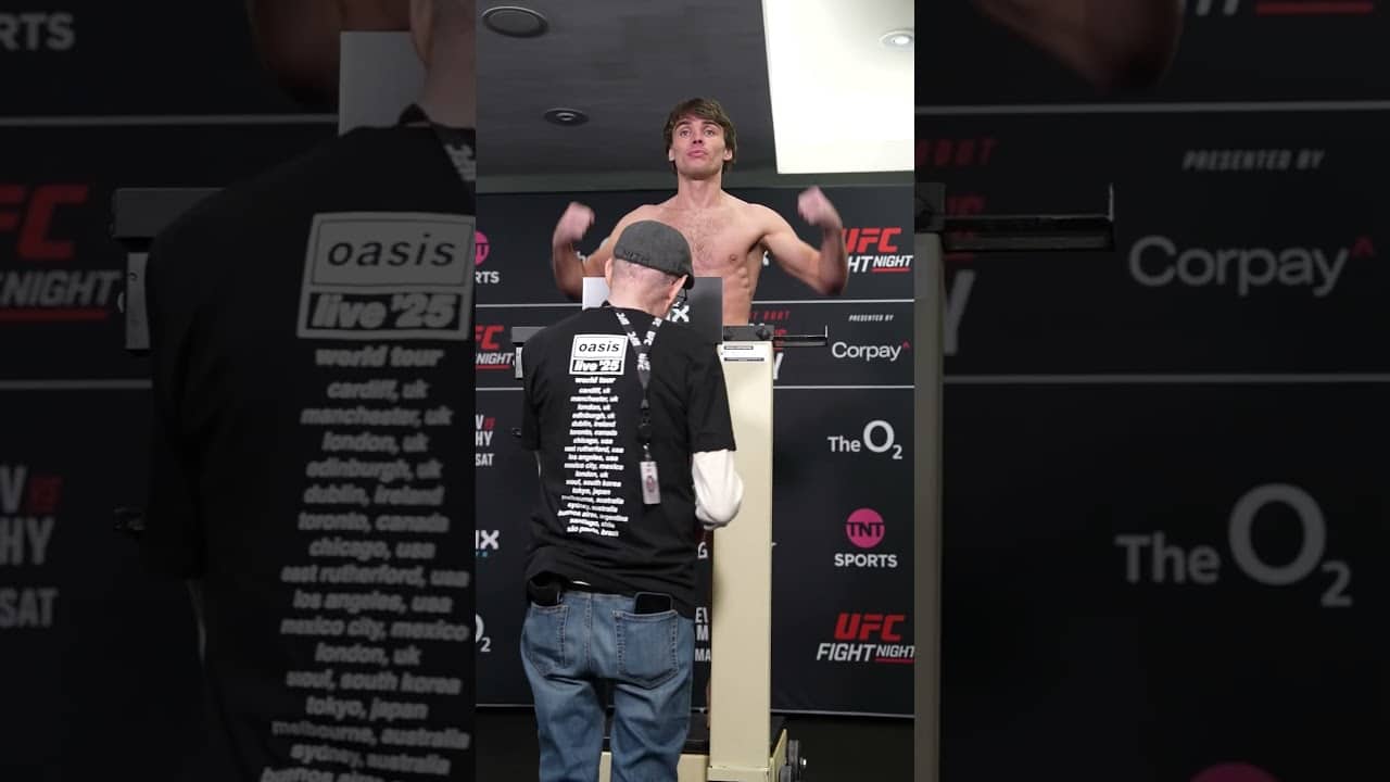 The future is here, Luke Riley is locked in! #ufclondon