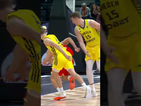 The ultimate David vs Goliath moment 🥶 #EuroBasket