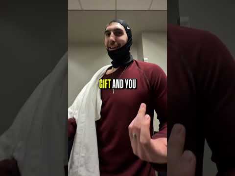 Luke Kornet put his secret Santa gift from Steph Castle to immediate use 😂