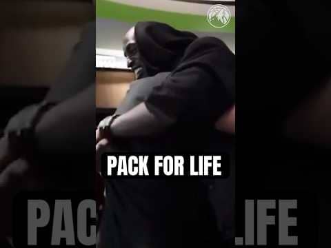 KG came through to show some love to the squad. 🐺