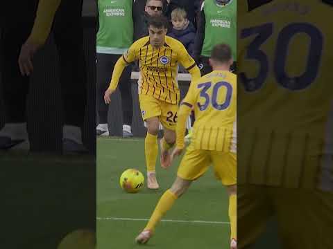 Yasin Ayari scores a BELTER for Brighton 🔥