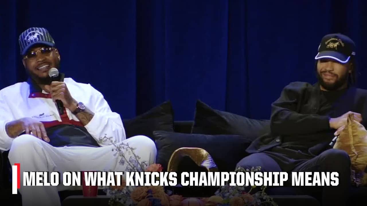 Carmelo Anthony on the Knicks alumni bringing the love during playoffs 🙌 | | The Roommates Show