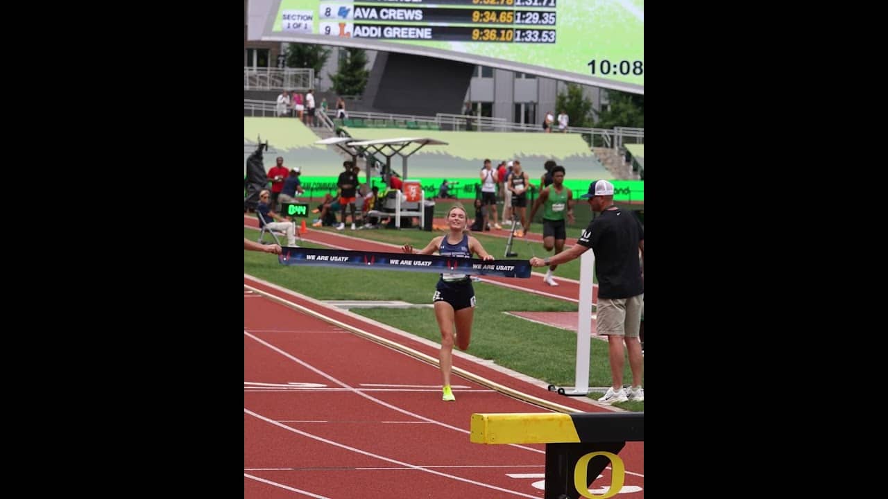 Sierra Wall runs away with the U20 women’s steeplechase title 👏 #usatf #track
