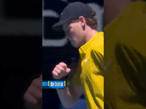 Jannik Sinner commanding the court 👊