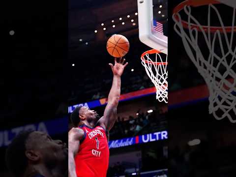 Jeremiah Fears dishes to Zion Williamson 💪 #pelicans #shorts
