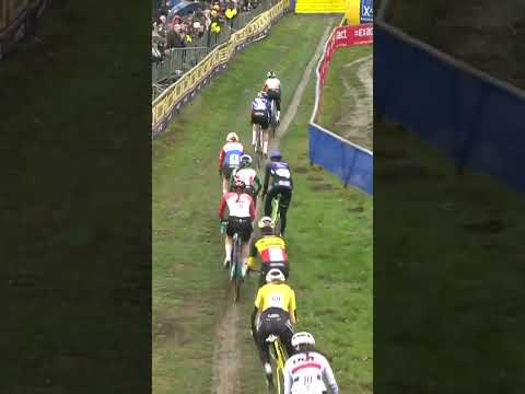 Jolanda Neff is off to a flyer ✈️ The Swiss storms to the head of the field in Baal.