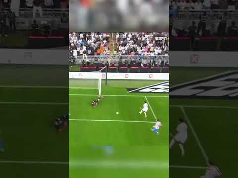 Rodrygo's lovely chance 😵