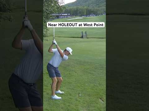 Sean Walsh Craziest Golf Shot 😳