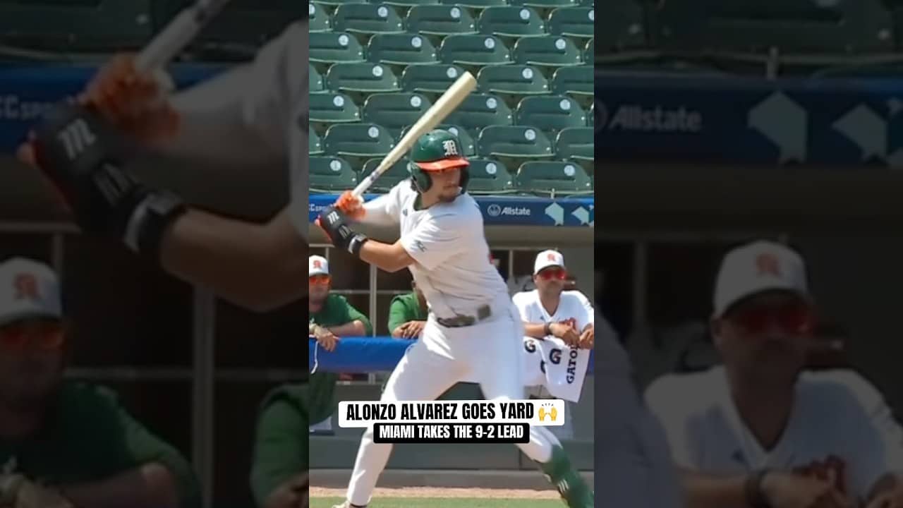 Zo’s second homer of the day 🔥#miami #baseball #collegebaseball #ncaabaseball #collegesports
