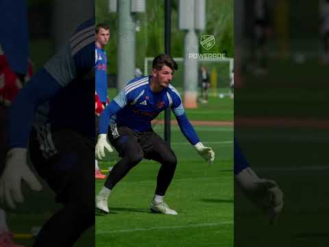 Powering through our GK Union. 🧤