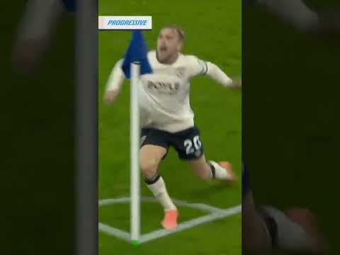 Jarrod Bowen that's a SPECTACULAR strike 😲