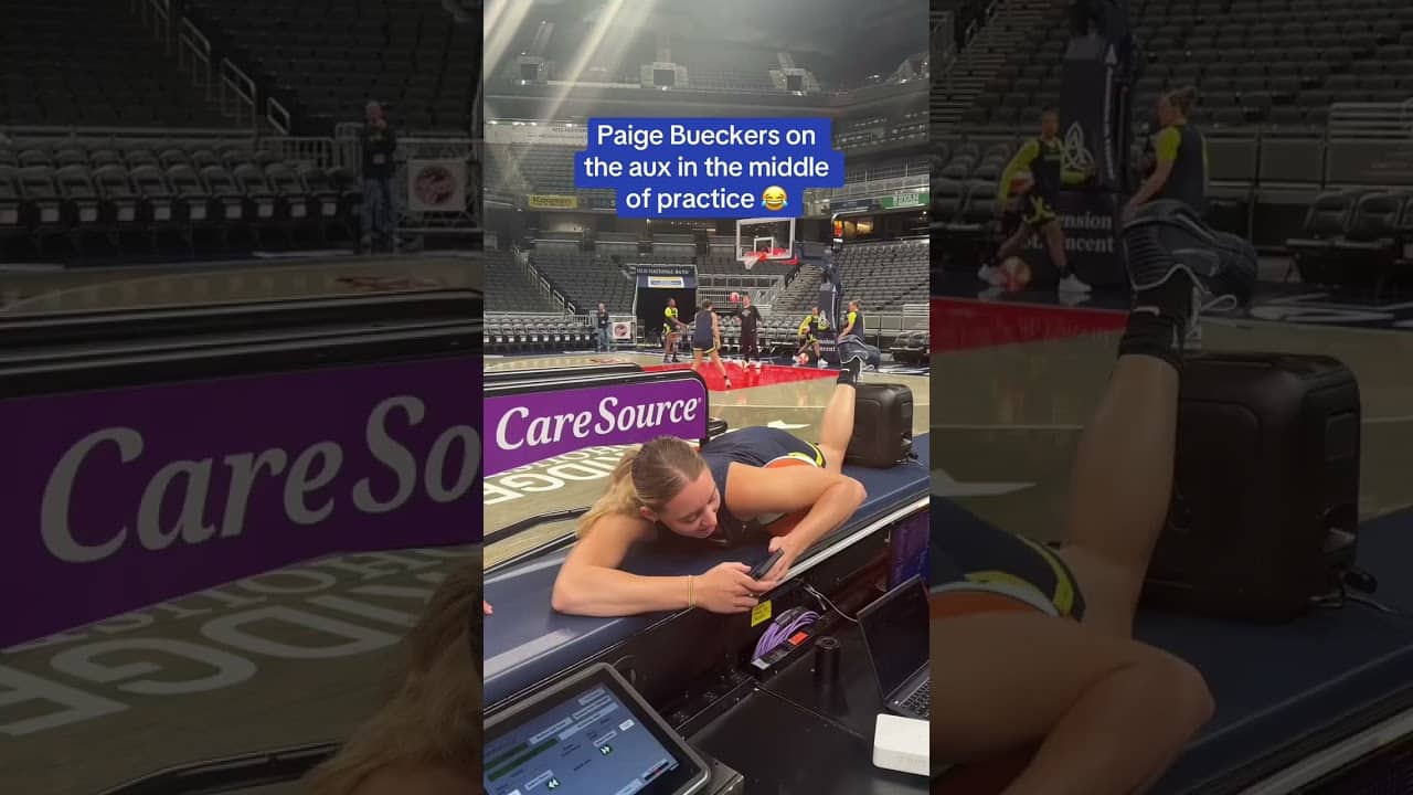 What song do you think Paige Bueckers put in the queue? 👀 (via @DallasWings/TT)