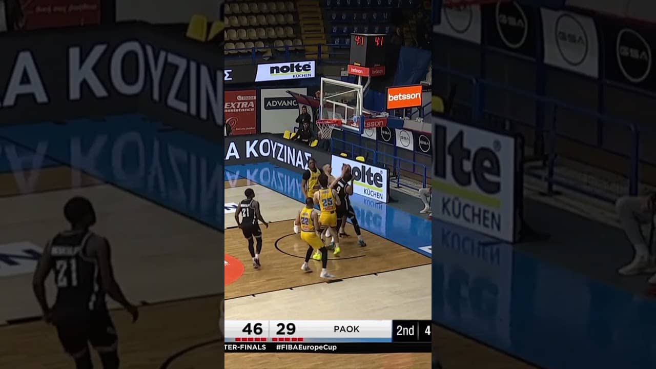 The dribbling of Patrick Beverley 🔥 #FIBAEuropeCup