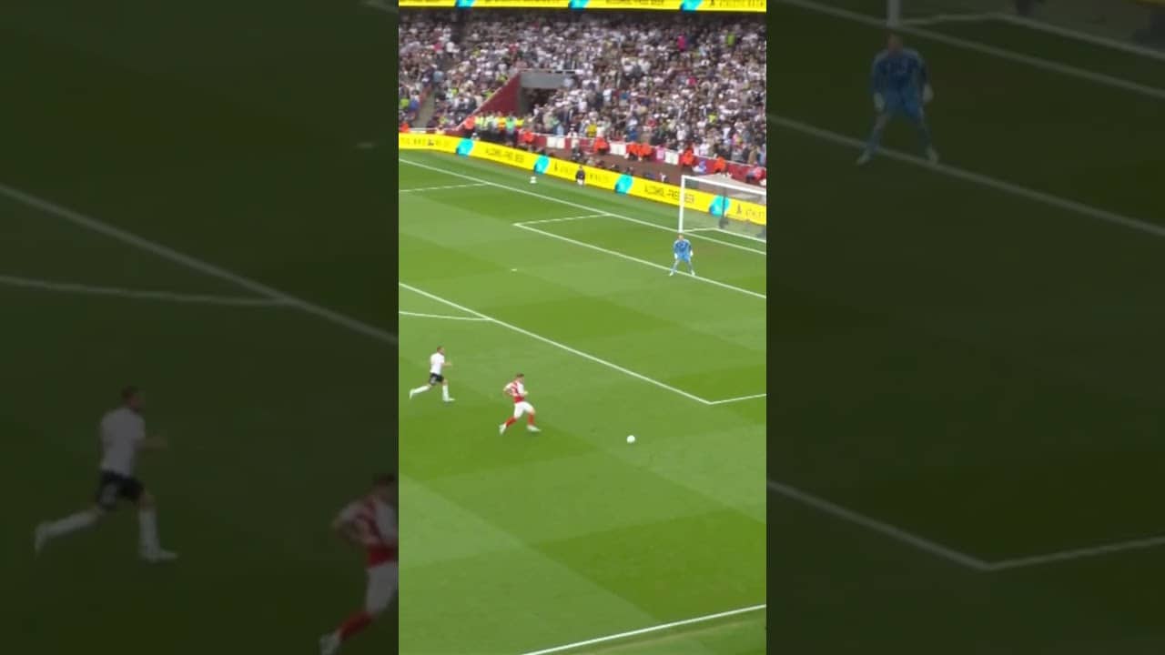 SAKA BACK WITH A BANG!