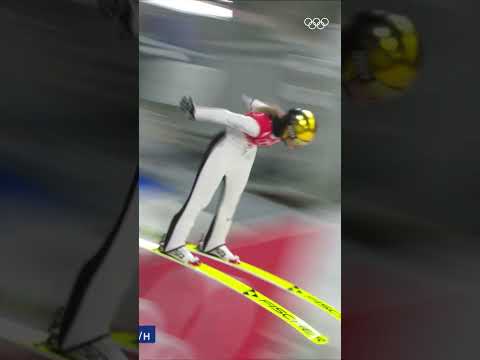 Team Slovenia 🇸🇮 soared to its first-ever ski jumping mixed team gold at #Beijing2022! ✨