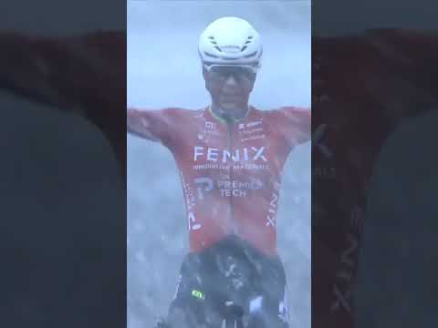 Winning in the snow! ❄️👏 Ceylin del Carmen Alvarado takes her first win of the season in Mol 🔥