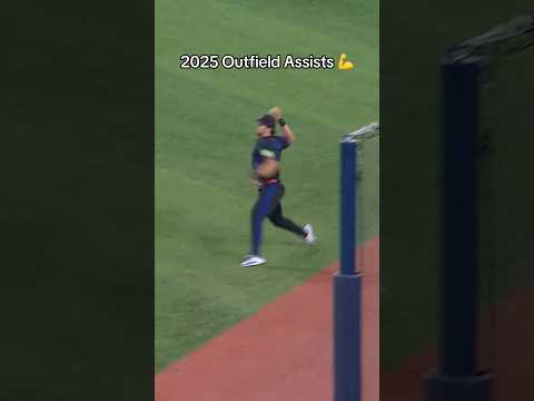 Addison Barger & Nathan Lukes with our best throws of 2025 🚀 #MLB #BlueJays #Toronto