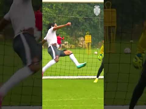Le but INCROYABLE de Falcao à l'entraînement #asmonaco #falcao #training