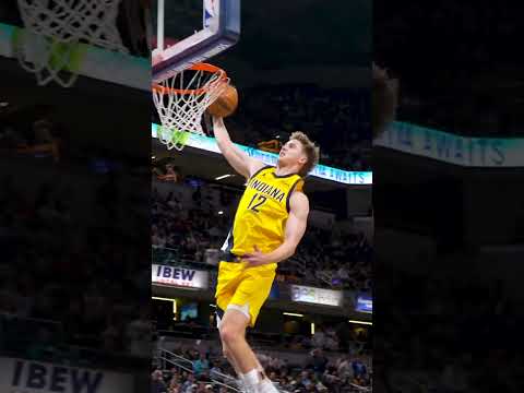 "THROW IT DOWN, FURPH!" Johnny Furphy's steal & slam in slow motion is a thing of beauty 🤌