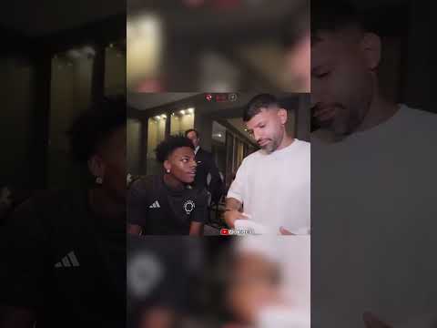 Never forget when Sergio Aguero was joking with Speed 😆 (via @IShowSpeed/TT)