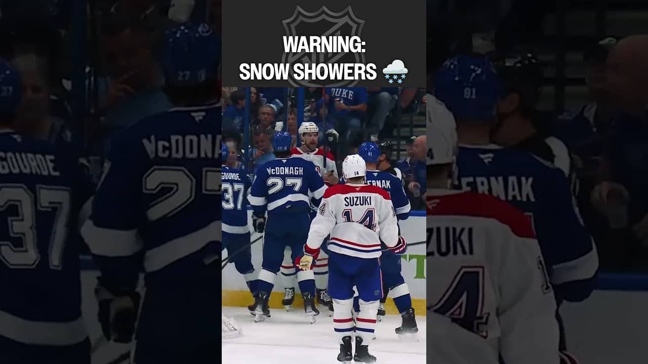 It's snowing in Florida 🌨️