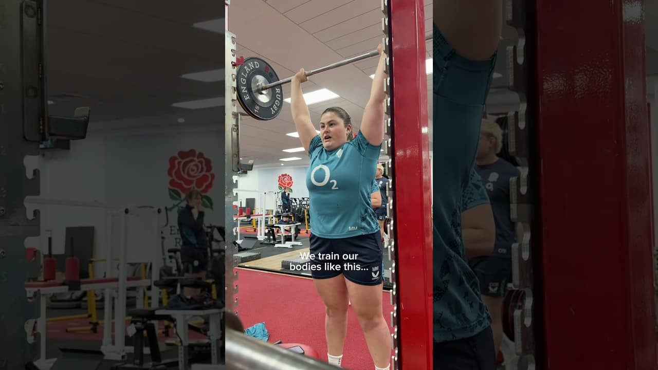 Functional training for performance 🏋️‍♂️💪 @o2ukofficial #RedRoses WearTheRose