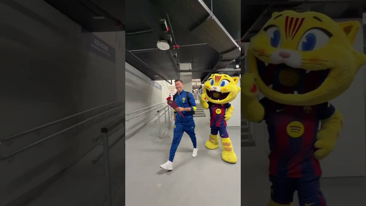 Love, roses & Barça 🌹💙❤️ #shorts #fcbarcelona #football