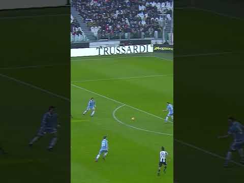 Mira mira mira mira… PAULO DYBALA 😍😍 #football #shorts #juventus