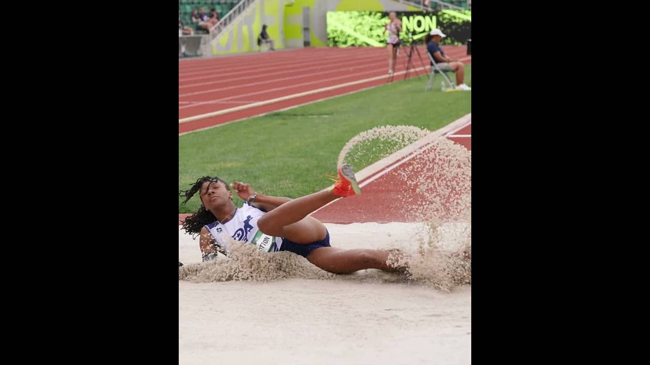 Delivered in the final round 😤 D’Anna Cotton closed with her biggest jump of the day of 13.13m 🇺🇲